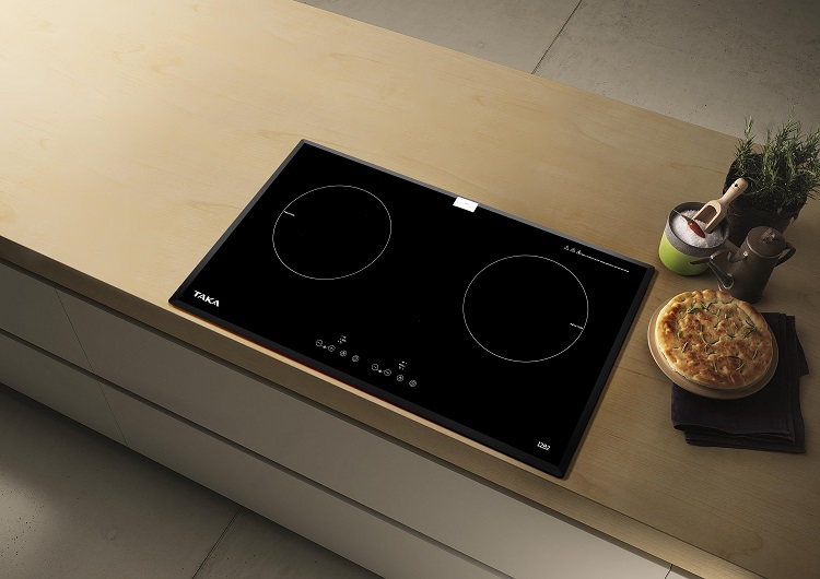 Bếp từ taka i2b2