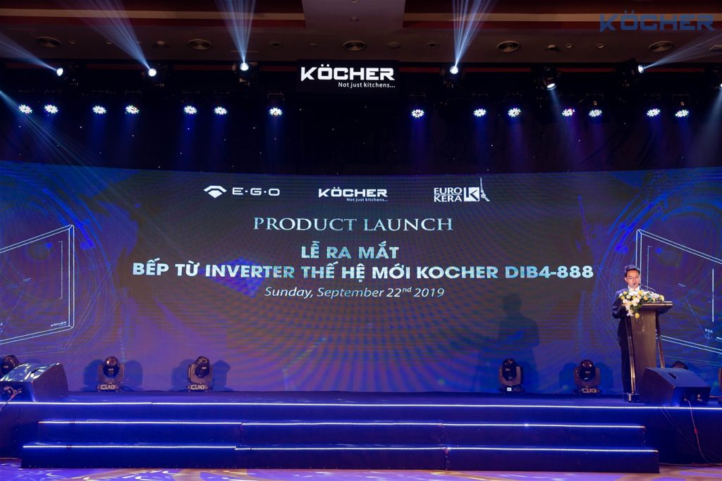 lễ ra mắt sản phẩm