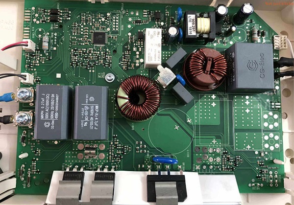 CẤU TẠO VÀ NGUYÊN LÝ HOẠT ĐỘNG CỦA BẾP TỪ cau-tao-cua-va-nguyen-ly-hoat-dong-cua-bep-tu (6)