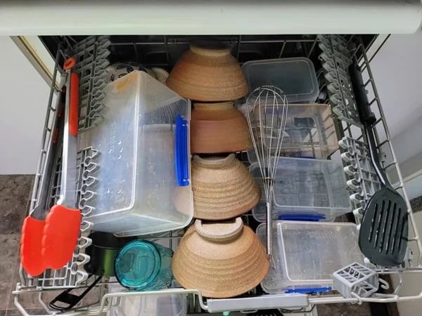 vi-sao-may-rua-bat-bi-dong-nuoc-say-khong-kho (1)